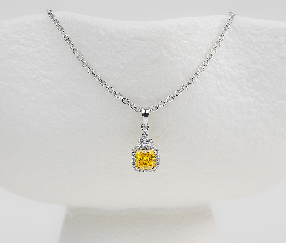 bespoke lab diamond jewellery - yellow diamond necklace